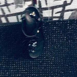 Tory Burch black flower patent leather sandals size 8, worn just a few times.